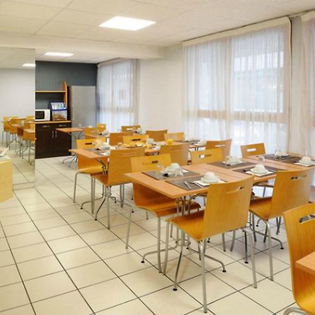 Séjours&Affaires Nantes Ducs De Bretagne Exterior foto