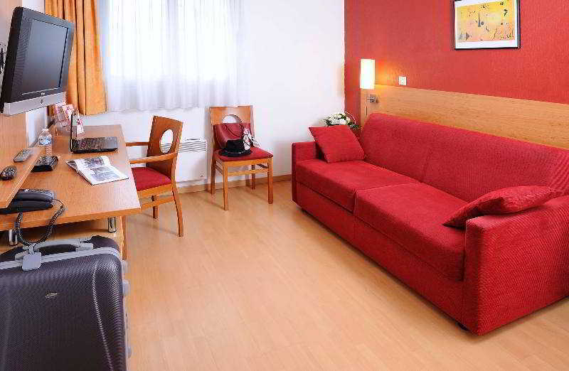 Séjours&Affaires Nantes Ducs De Bretagne Exterior foto